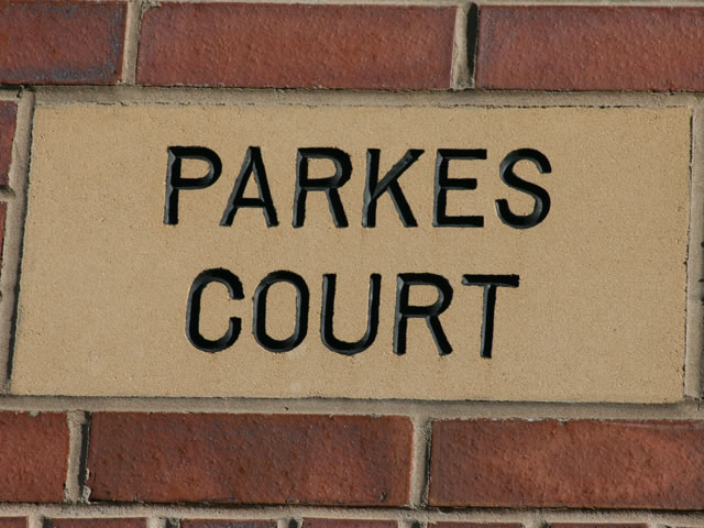 Parkes Court Sign